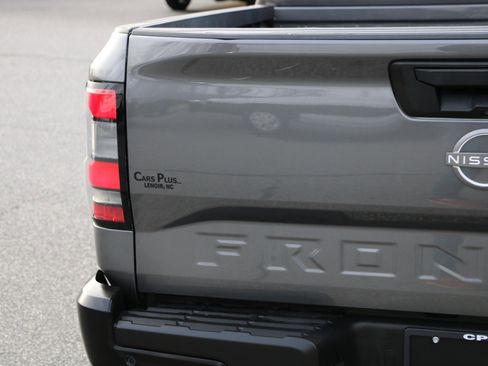 Used 2022 Nissan Frontier S w/ Technology Package image 6