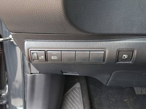 Used 2023 Toyota Corolla LE w/ Carpet Mat Package (TMS) AWD/4WD image 24