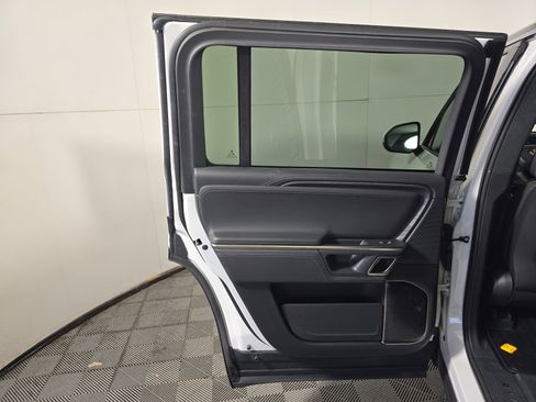 Used 2023 Rivian R1S Adventure image 17