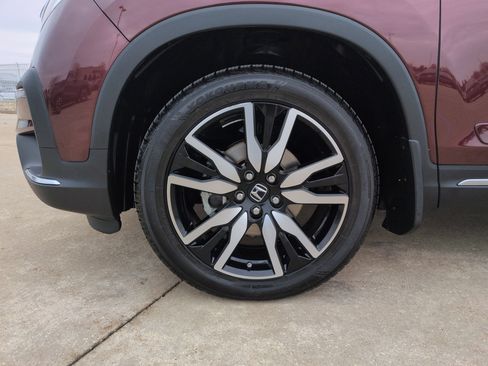 Certified 2020 Honda Pilot Touring image 37