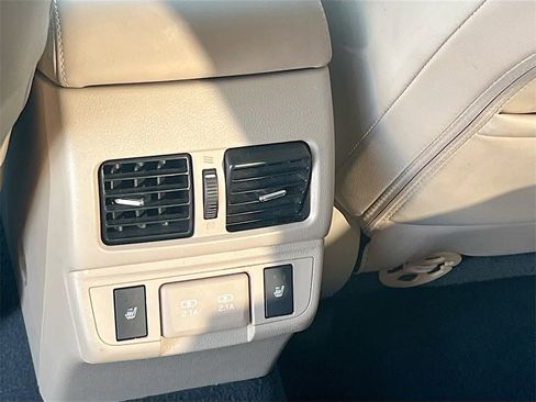 Used 2019 Subaru Outback 3.6R Limited image 27