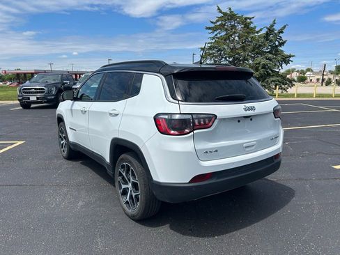 Used 2024 Jeep Compass Limited AWD/4WD image 5