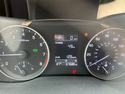 Used 2017 Hyundai Elantra SE FWD image 11