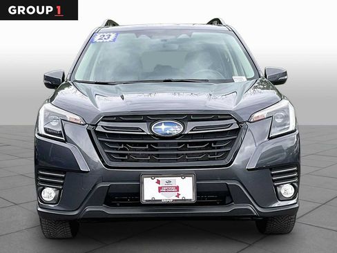 Used 2023 Subaru Forester Limited AWD/4WD image 4