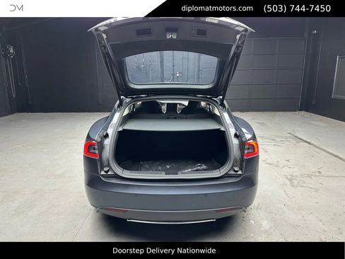 Used 2014 Tesla Model S P85 image 30