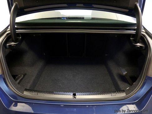 Certified 2025 BMW 540i xDrive image 32