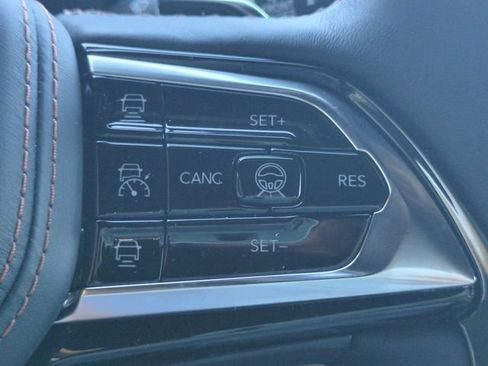 New 2026 Jeep Grand Cherokee L Summit AWD/4WD image 27