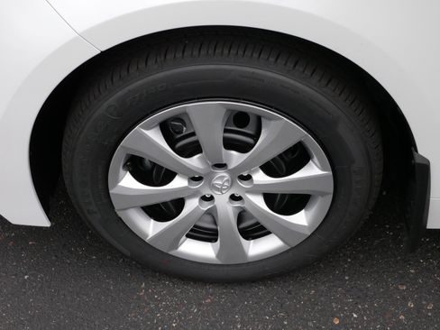 Certified 2026 Toyota Corolla LE image 15