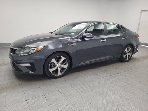 Used 2019 Kia Optima S FWD image 2