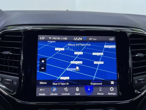 Used 2021 Jeep Grand Cherokee Laredo X AWD/4WD image 23