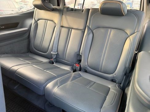 Used 2022 Jeep Grand Wagoneer Series II w/ Premium Group II image 11