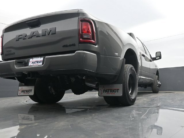 New 2026 RAM 3500 Big Horn AWD/4WD image 43