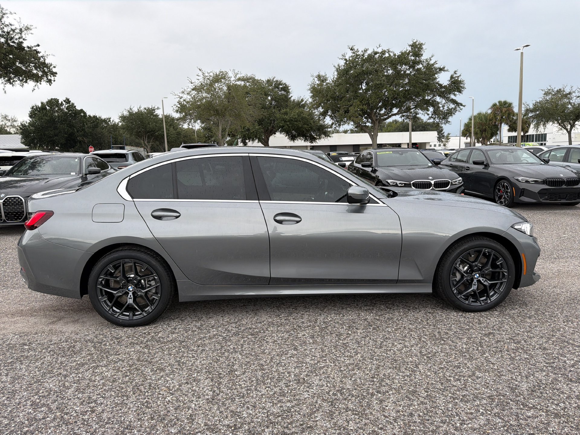 New 2026 BMW 330i Sedan w/ Convenience Package RWD image 3