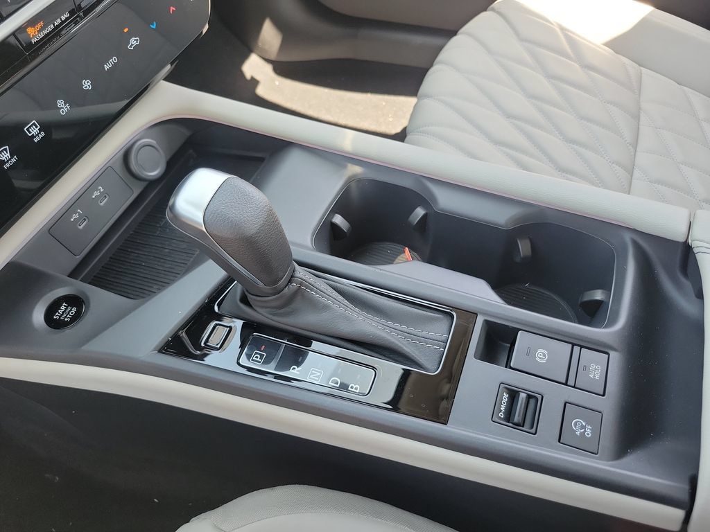 New 2026 Nissan Sentra SL w/ Floor Mat Package FWD image 16