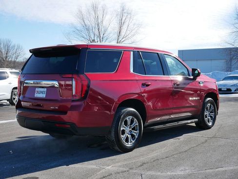 Used 2023 GMC Yukon SLE AWD/4WD image 10