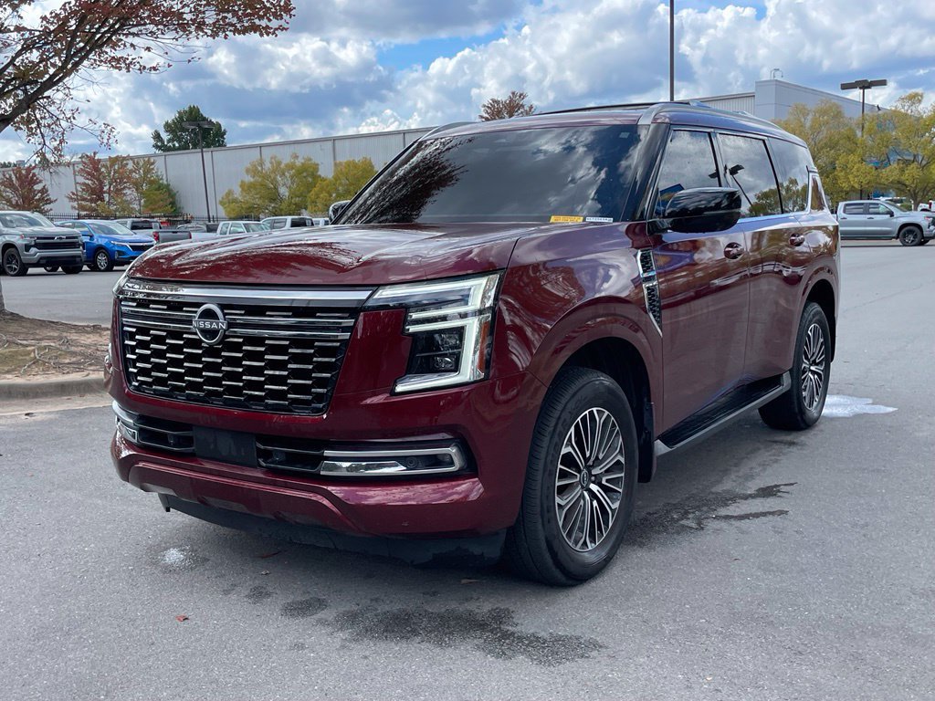 Used 2025 Nissan Armada Platinum RWD image 3