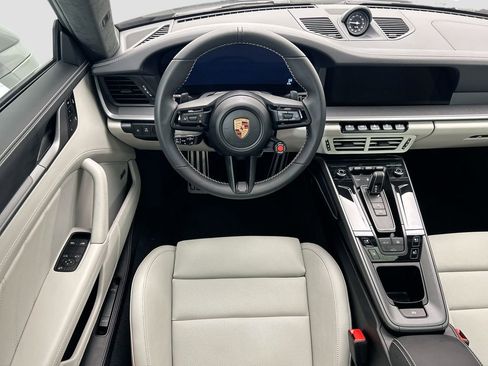 Used 2026 Porsche 911 Carrera image 10