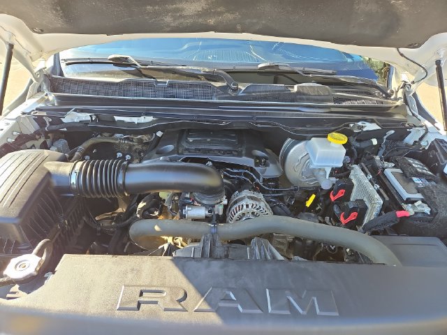 Used 2022 RAM 1500 Limited w/ Body-Colour Bumper Group AWD/4WD image 38