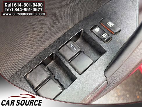 Used 2015 Toyota Corolla LE image 15