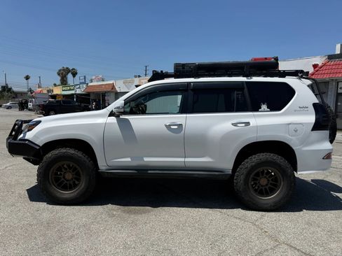Used 2021 Lexus GX 460 Premium w/ Premium Package AWD/4WD image 4