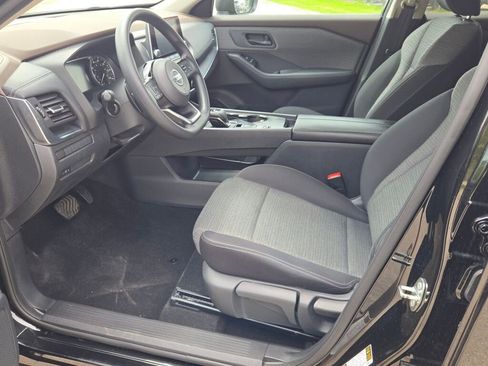 Used 2021 Nissan Rogue S FWD image 21