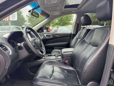 Used 2016 Nissan Pathfinder SL w/ SL Premium Package AWD/4WD image 16