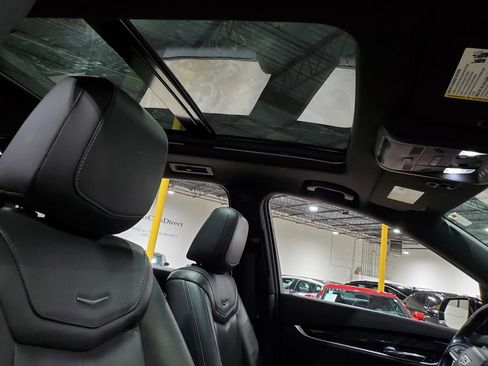 Used 2020 Cadillac XT6 Premium Luxury w/ LPO, Floor Liner Package FWD image 15