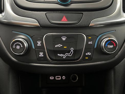 Used 2021 Chevrolet Equinox LT AWD/4WD image 20