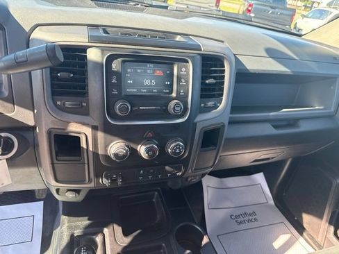 Used 2018 RAM 2500 Tradesman w/ Chrome Appearance Group AWD/4WD image 26