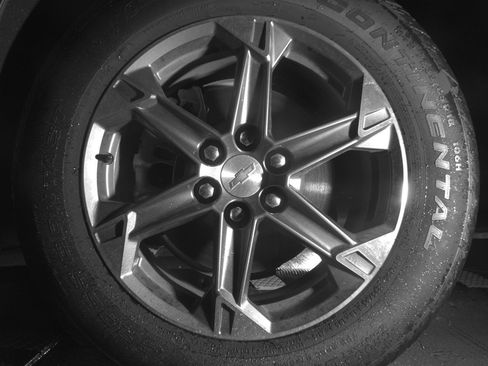 Used 2025 Chevrolet Blazer LT FWD image 12