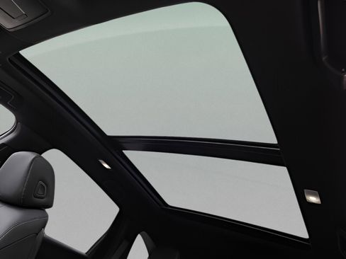 New 2026 Acura RDX SH-AWD image 17