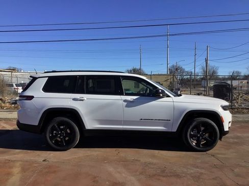 New 2025 Jeep Grand Cherokee L Limited w/ Luxury Tech Group II image 6