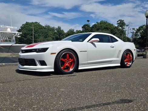 Used 2014 Chevrolet Camaro SS w/ RS Package RWD image 28