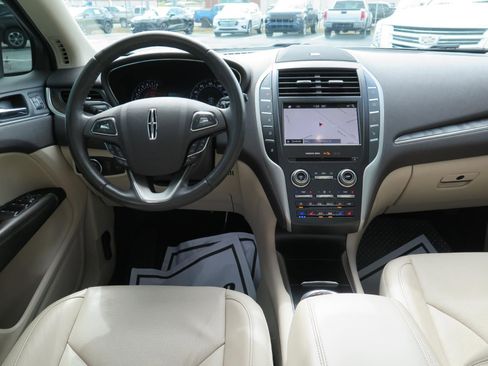 Used 2019 Lincoln MKC Reserve w/ MKC Technology Package image 15