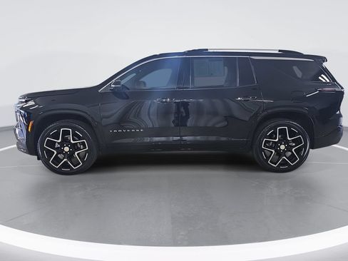 Used 2025 Chevrolet Traverse High Country AWD/4WD image 7