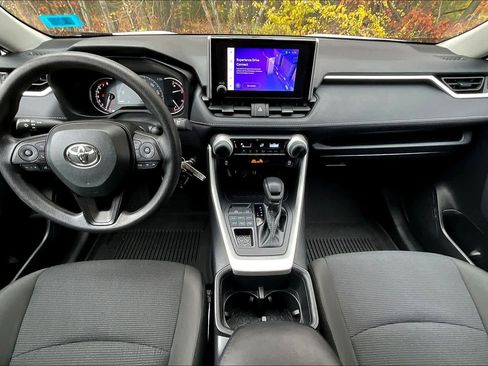 Certified 2025 Toyota RAV4 LE image 13