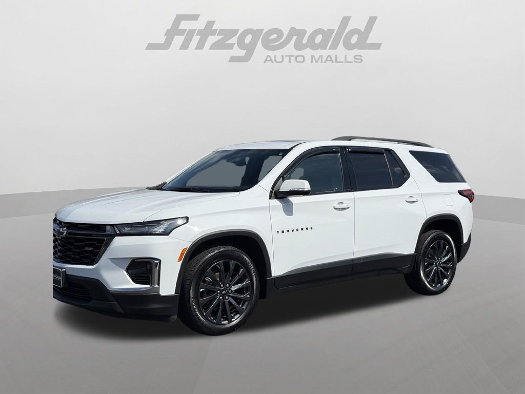 Used 2023 Chevrolet Traverse RS w/ LPO, Floor Liner Package AWD/4WD image 3