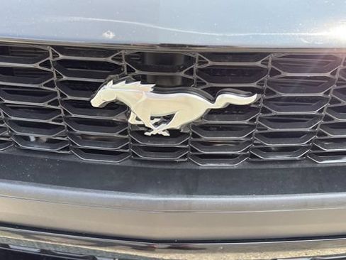 Used 2025 Ford Mustang Premium RWD image 27