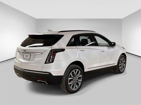 Used 2023 Cadillac XT5 Sportv image 5