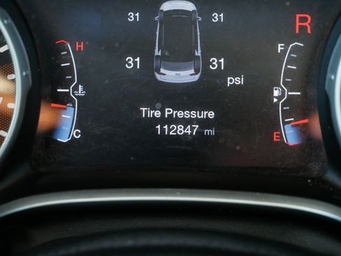 Used 2018 Jeep Compass Latitude w/ Popular Equipment Group image 36