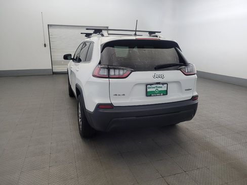 Used 2020 Jeep Cherokee Latitude Plus w/ Cold Weather Group AWD/4WD image 6