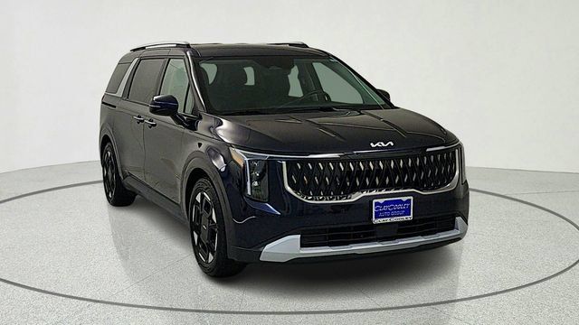 Certified 2025 Kia Carnival EX FWD image 1