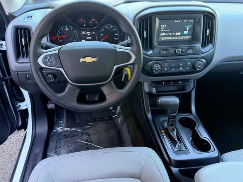 Used 2017 Chevrolet Colorado W/T w/ WT Convenience Package AWD/4WD image 13
