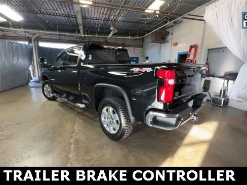 Used 2020 Chevrolet Silverado 2500 LTZ w/ LTZ Premium Package image 9