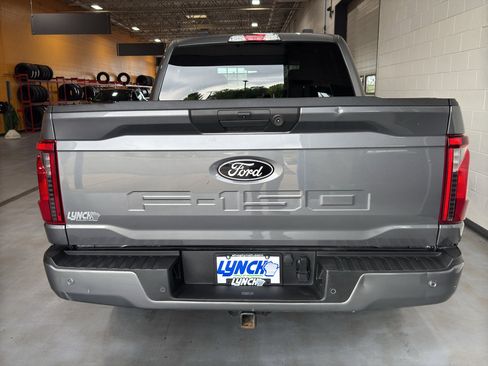 Used 2024 Ford F150 XLT w/ XLT Black Appearance Package AWD/4WD image 4