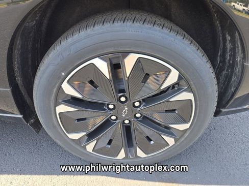 New 2025 Chevrolet Blazer EV RS w/ Super Cruise Package image 14