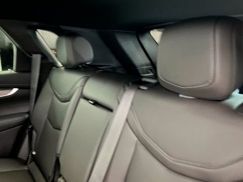 New 2025 Cadillac XT5 Luxury image 21