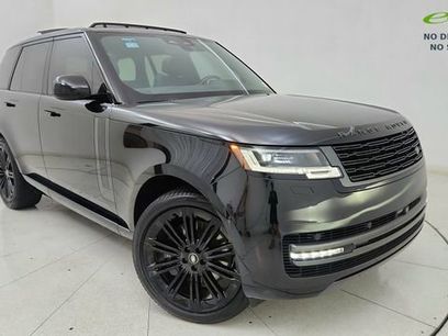 Used 2025 Land Rover Range Rover SE