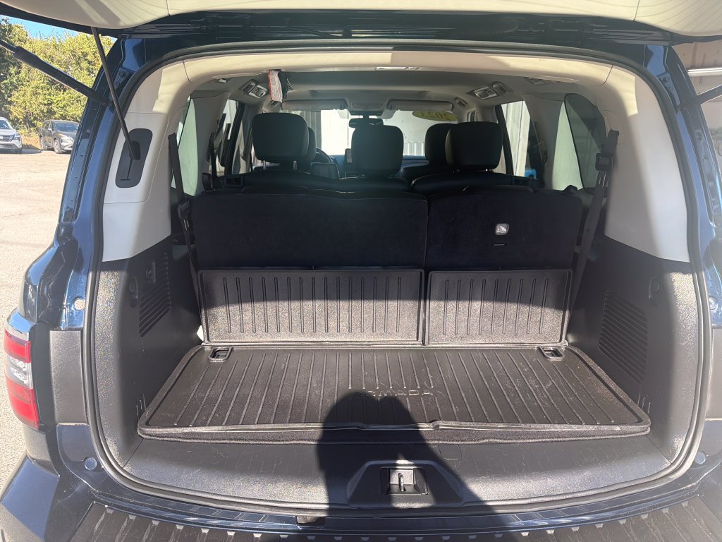 Used 2023 Nissan Armada SL w/ Cargo Package AWD/4WD image 9