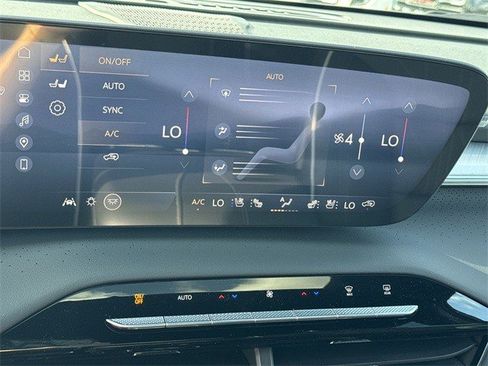 New 2026 Buick Enclave Avenir image 19